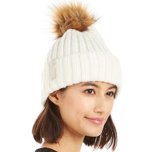 ribbed hat with pom pom